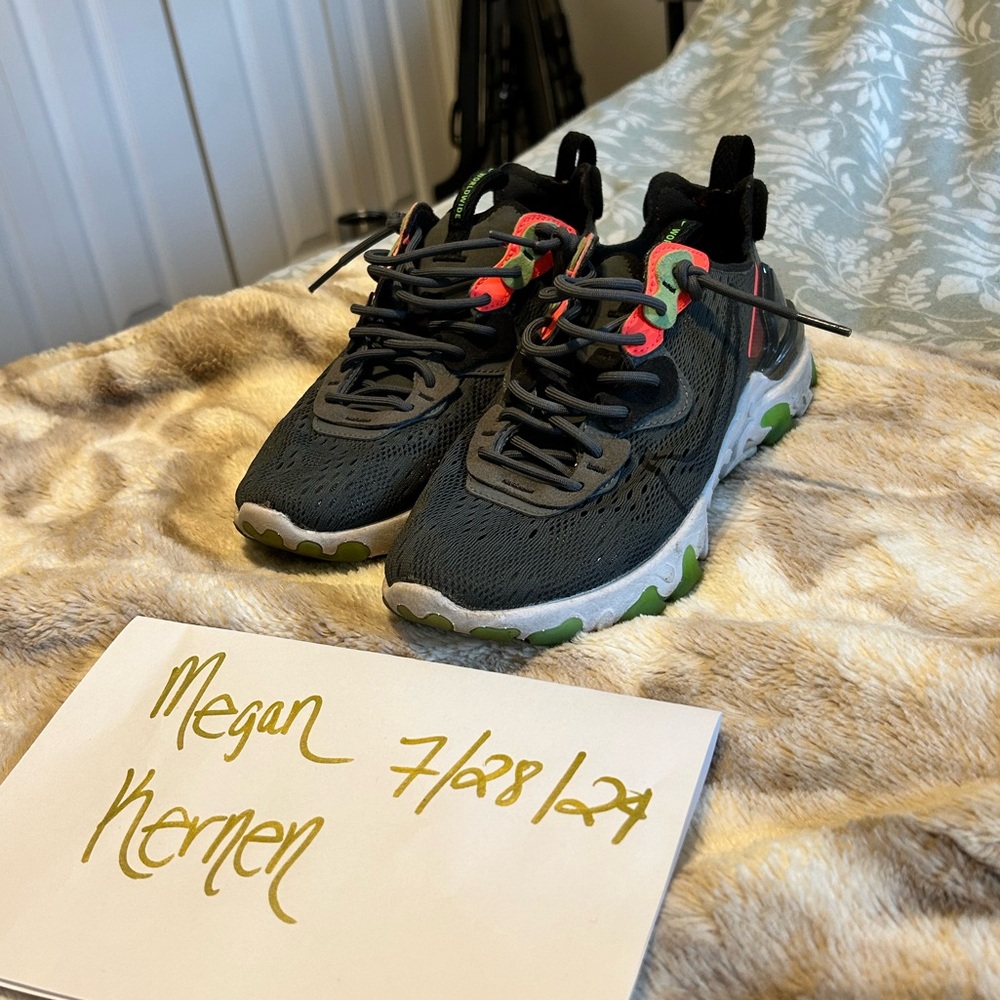Nike react youth 7